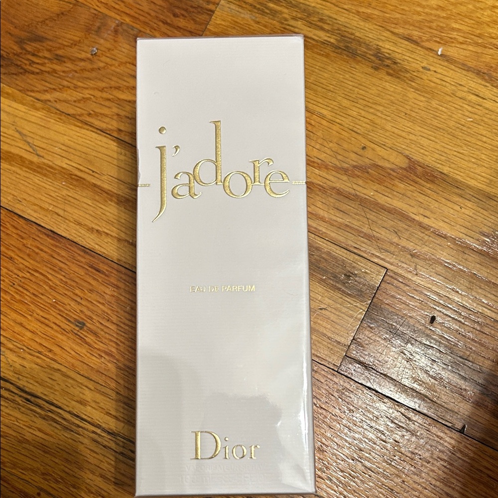 Dior J'adore Eau de Parfum - 3.4 ounces / 100 ml